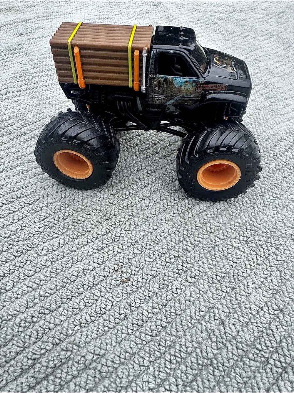 Monster Jam Lumberjack 1:64 Scale Diecast Monster Truck Black & Brown